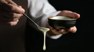 Como recuperar panela queimada usando apenas um produto barato que você tem em casa