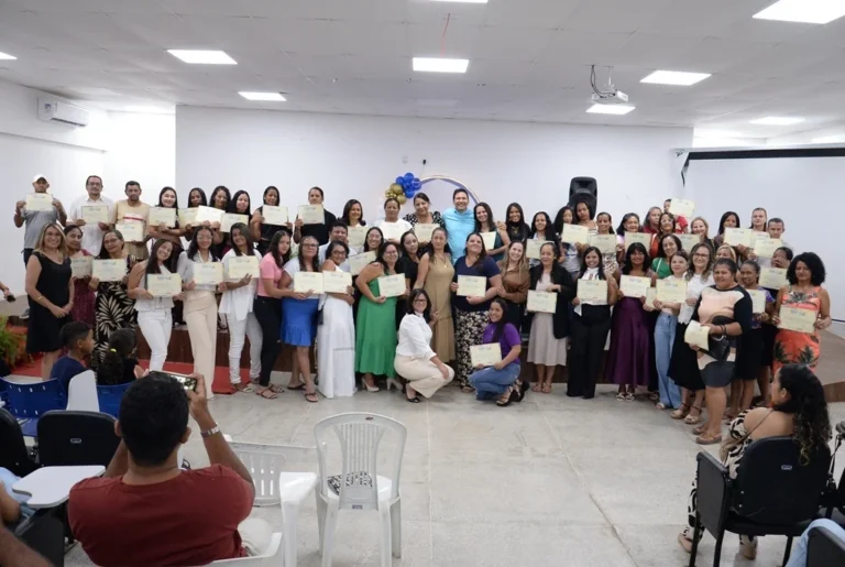 Qualifica CRAS Barreiras certifica dezenas de alunos em panificação