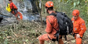queda de helicóptero
