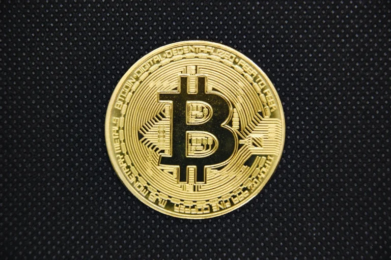 Banco Central obriga comunicação de criptomoedas ao Coaf a partir de outubro