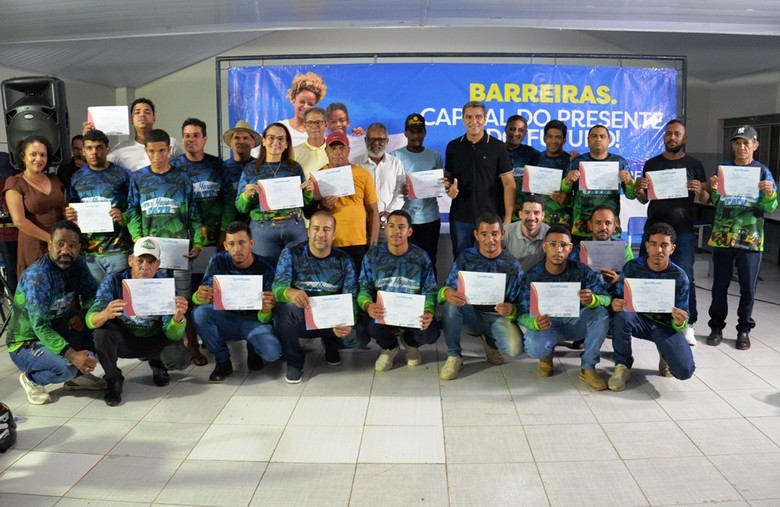 operadores de máquinas pesadas em Barreiras