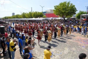 Desfile cívico-militar em Barreiras