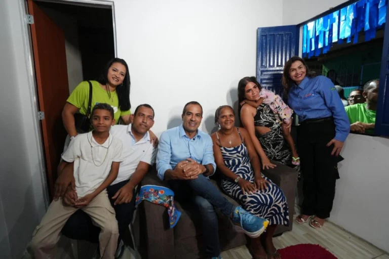 Morar Melhor entrega 133 casas reformadas na Engomadeira