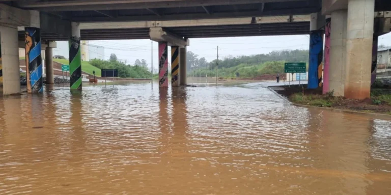 inundação no Rio Taquari