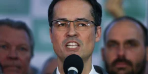 TSE suspende campanha