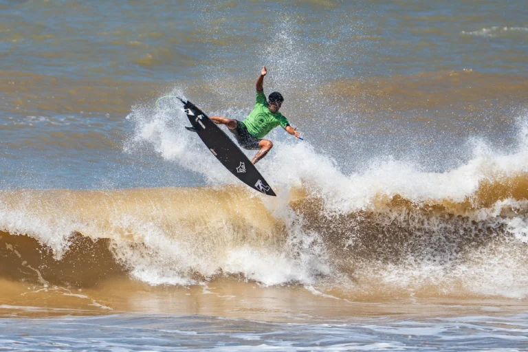 Itacaré sedia etapas dos circuitos Nordestino e Baiano de Surf