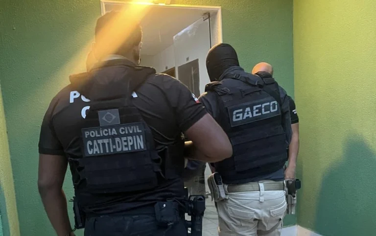 Operação prende suspeitos de mortes de vereador em Santo Amaro