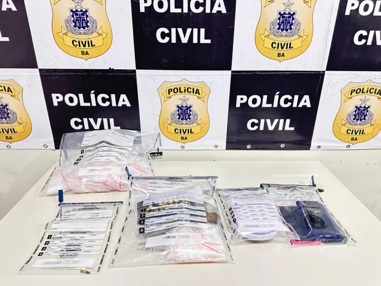 Quixabeira: dupla é presa por tráfico com cocaína e maconha