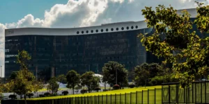 TSE ordena remoção